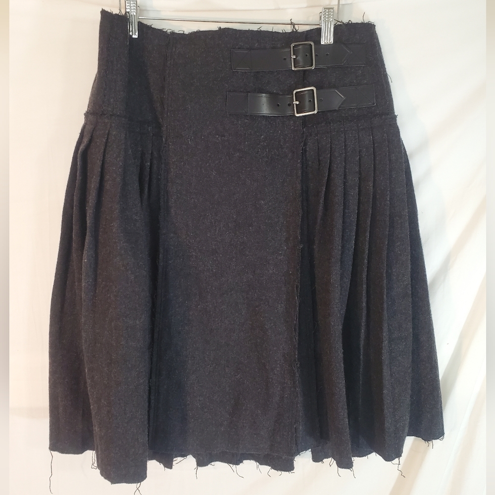 BURBERRY Brit Women's Size 8 Gray Wool-Blend Side Buckle Raw Hem Pleated Skirt